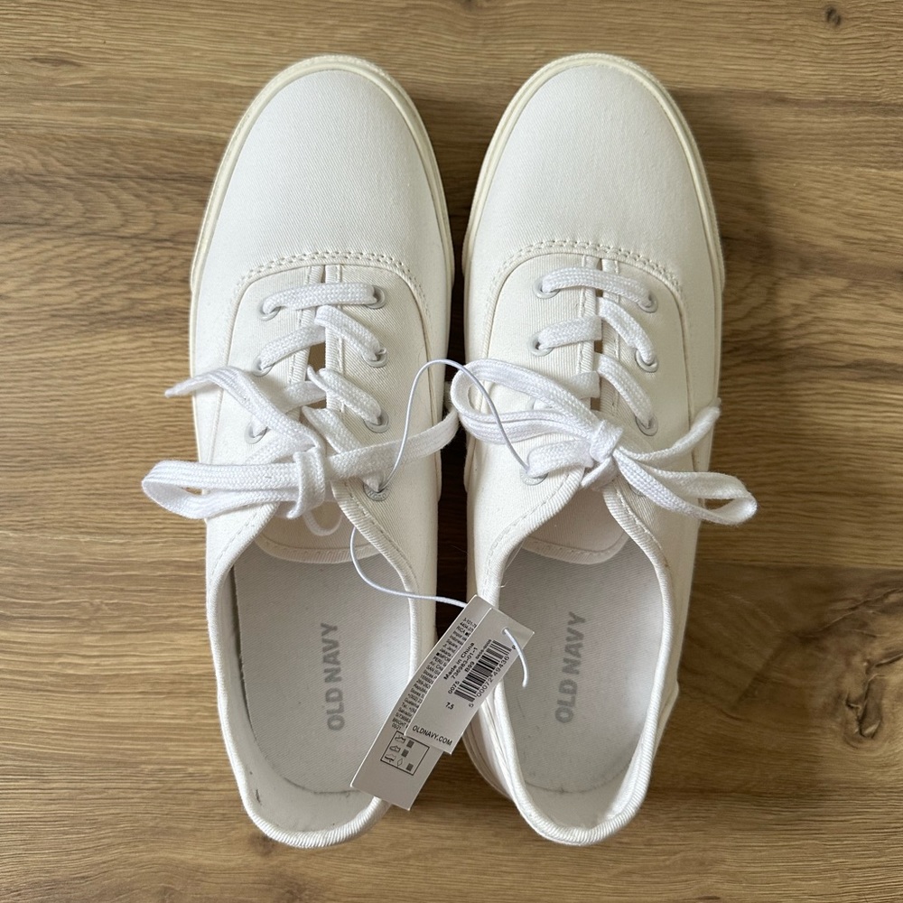 NWT White Canvas Sneakers